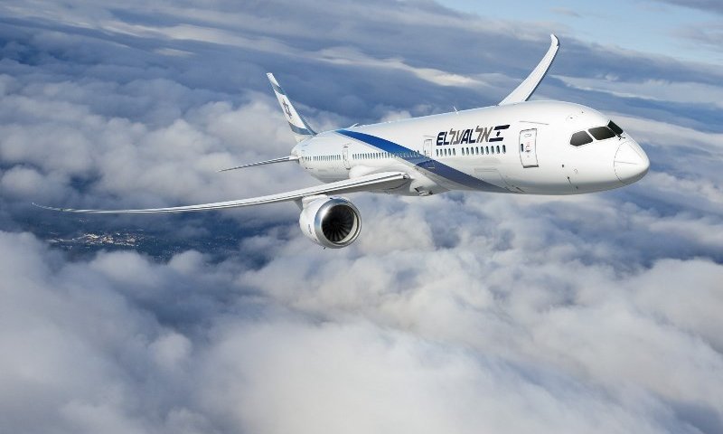 רסיסים פגעו במטוסים בנתב"ג, אל על מבטלת טיסות רבות