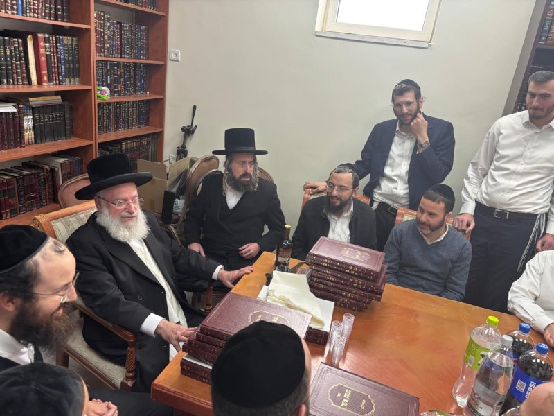 באדיבות המצלם