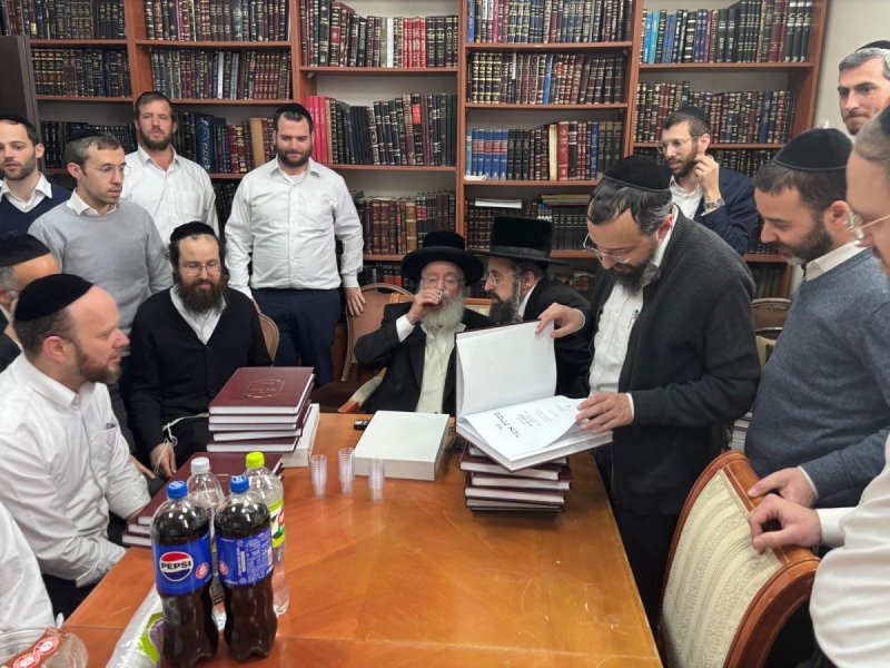 באדיבות המצלם