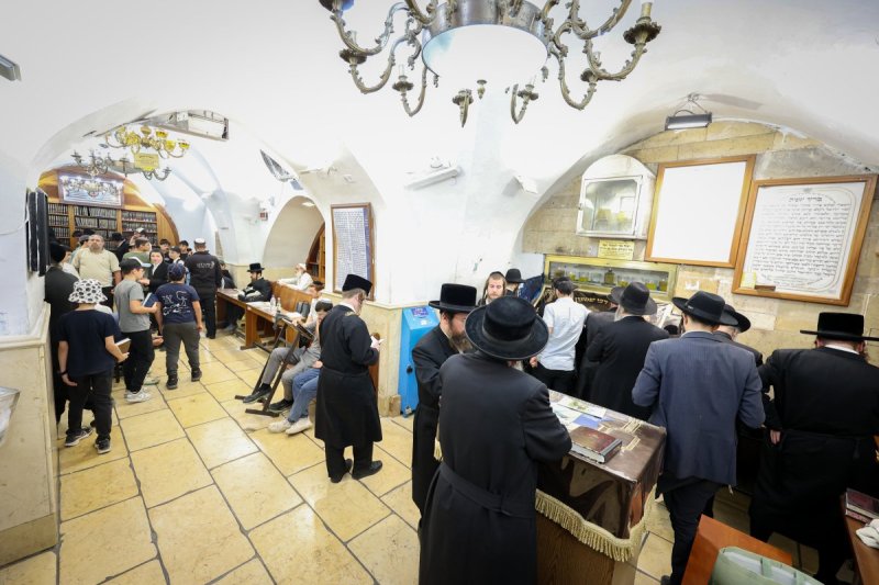 א. אייזנבאך