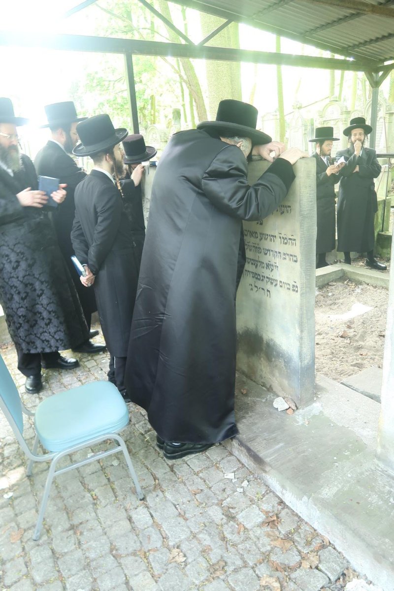 באדיבות המצלם