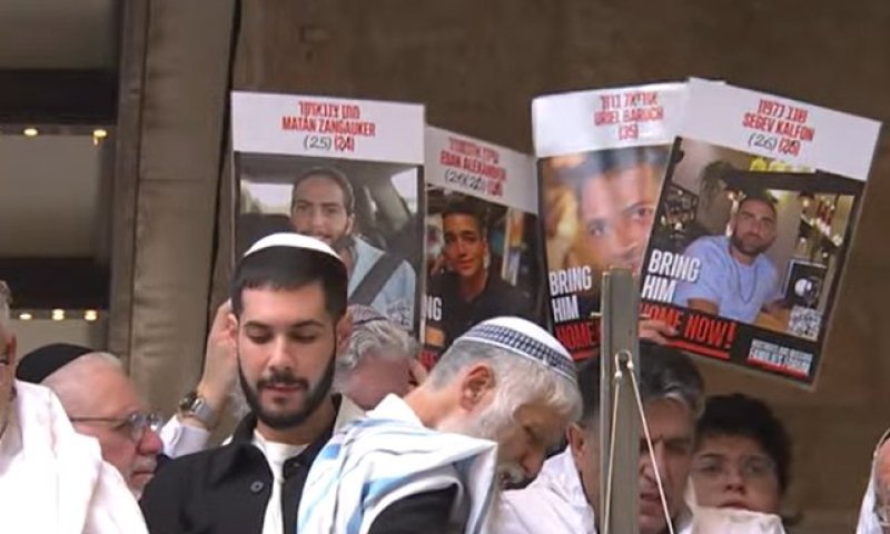 אלי-ה כהן ניסה לברוח מהשבי: "המחבלים נבהלו ונטשו, רצתי ברחוב"