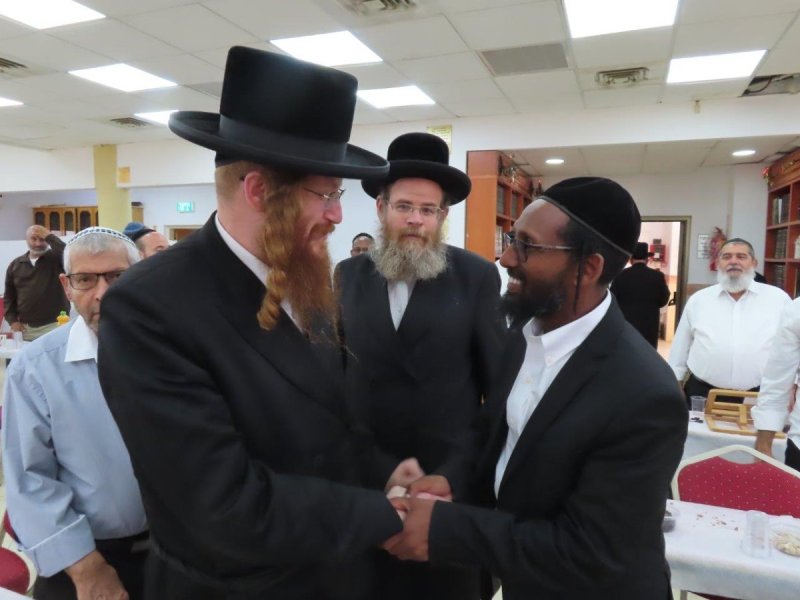 באדיבות המצלם