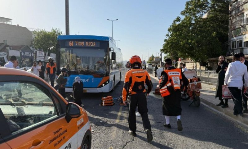 התפללו: תאונה בשכונה החרדית: בן 63 נפצע קשה
