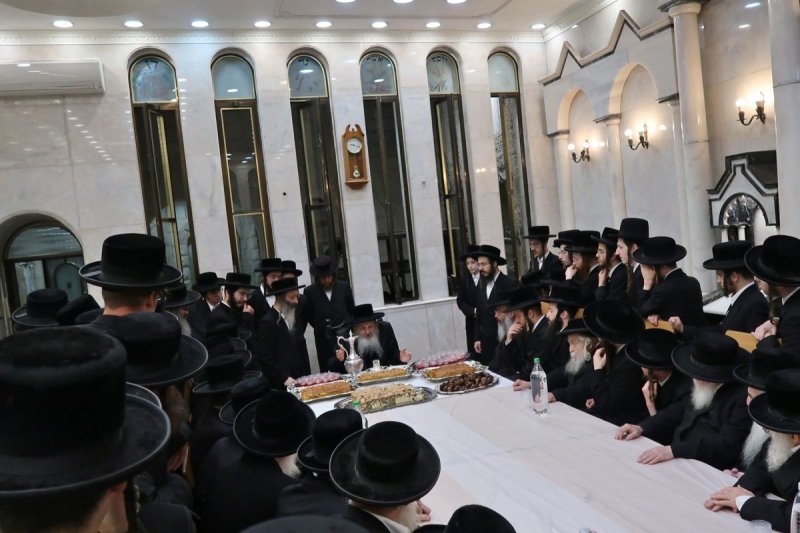 באדיבות המצלם