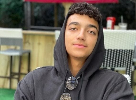 באדיבות המשפחה