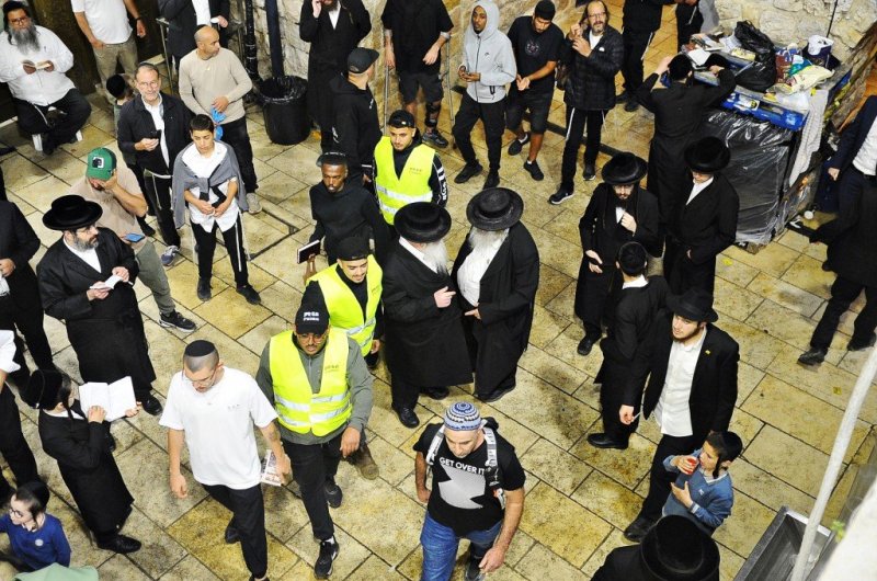 ארי קופרשטוק