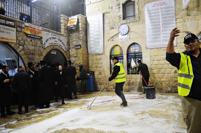 ארי קופרשטוק