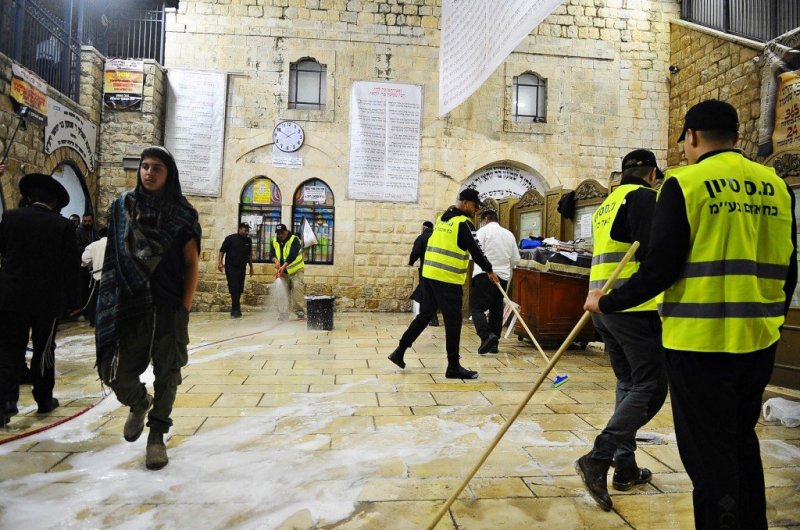 ארי קופרשטוק