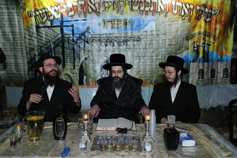 באדיבות המצלם