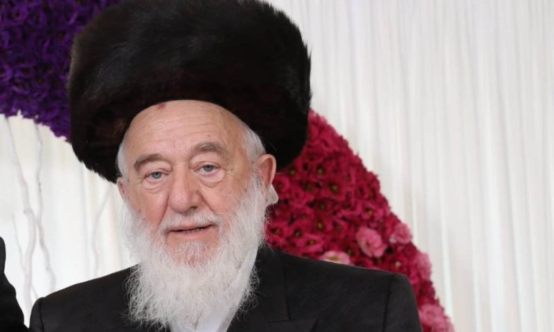 הרב יצחק קלמן ז"ל, מנהל אולפנה הר נוף, טבע בבריכה בטבריה