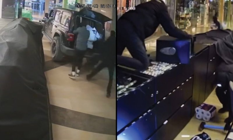 תיעוד דרמטי מדימונה: רעולי פנים פרצו עם ג'יפ לקניון ושדדו את הכספת
