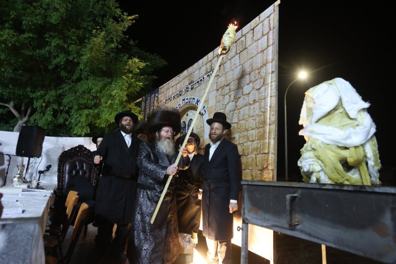 באדיבות המצלם