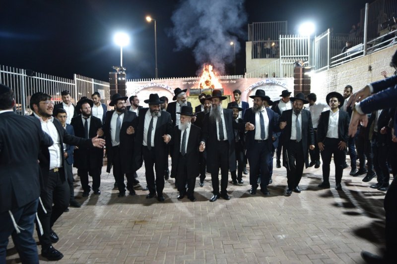 באדיבות המצלם