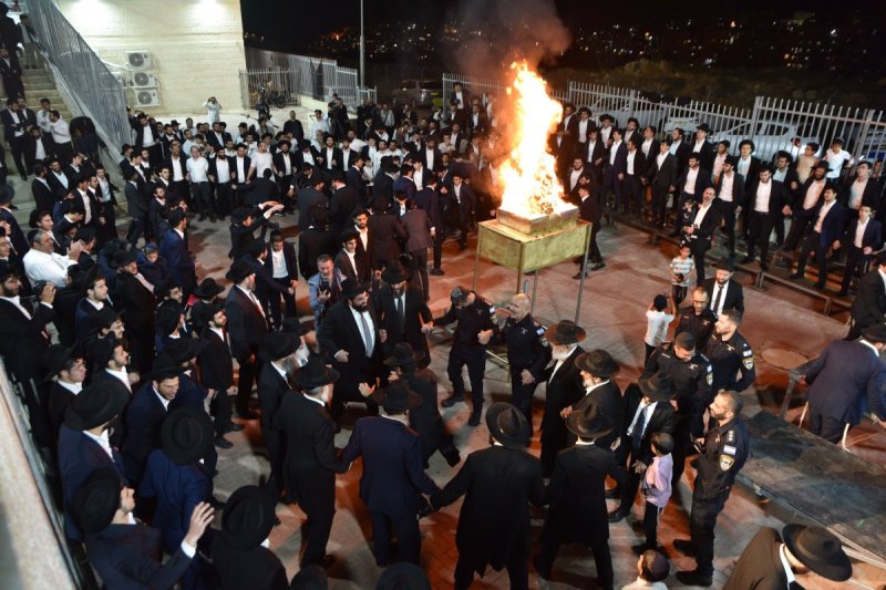 באדיבות המצלם