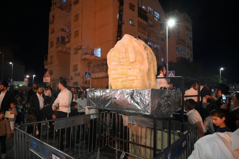 באדיבות המצלם