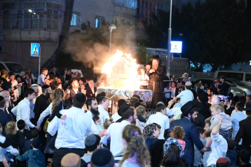 באדיבות המצלם