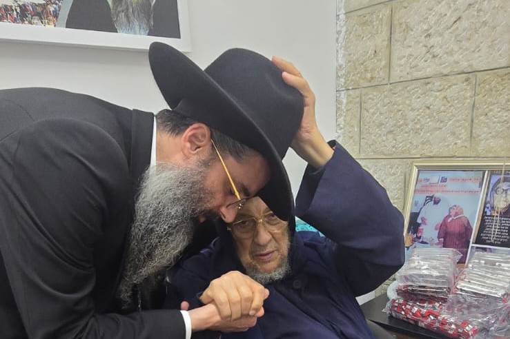 באדיבות המצלם