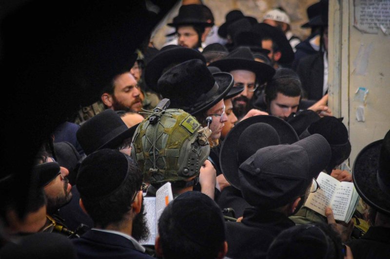 ארי קופרשטוק