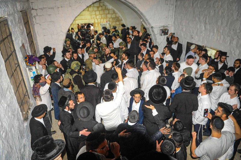 ארי קופרשטוק