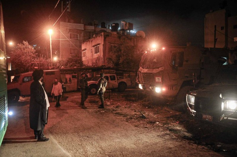 ארי קופרשטוק