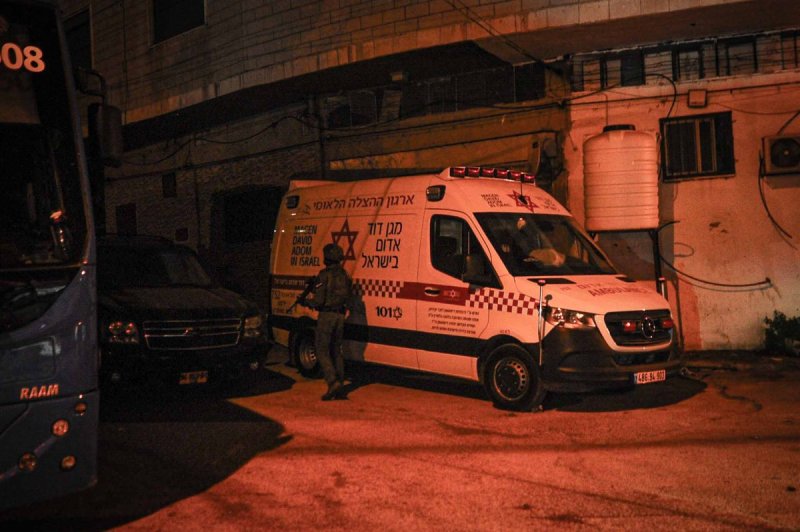 ארי קופרשטוק