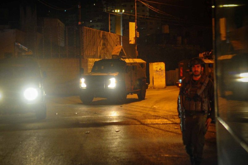 ארי קופרשטוק