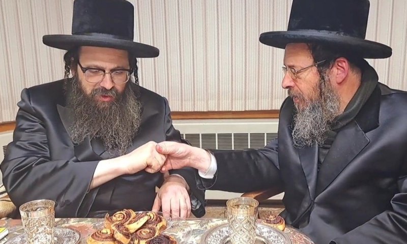 יסוד שביסוד: גאב"ד זוועהיל ישבות אצל הרבי במונסי • כל אירועי וזמני שבת מברכין
