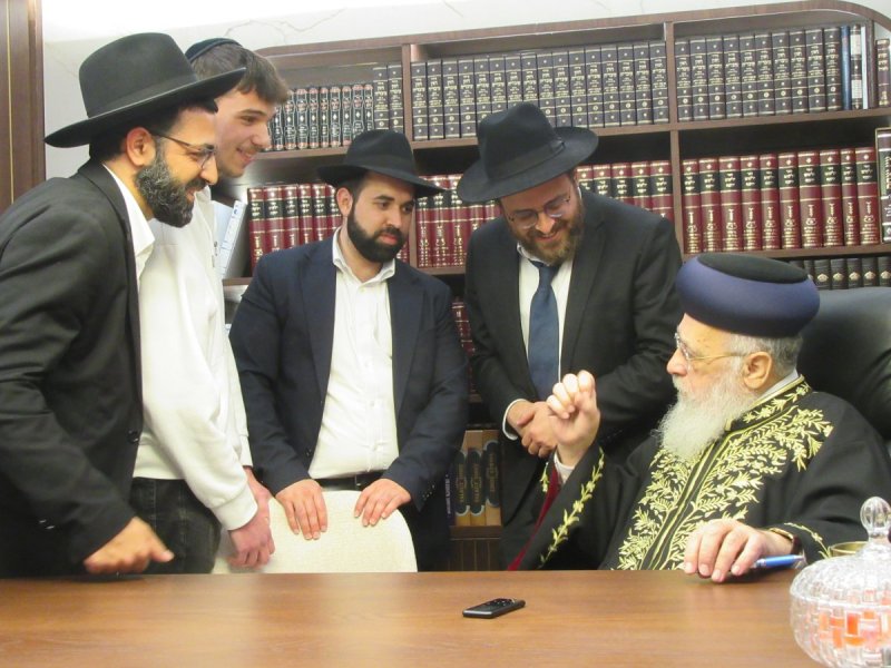 באדיבות המצלם