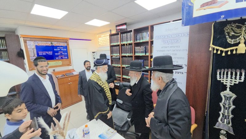 באדיבות המצלם