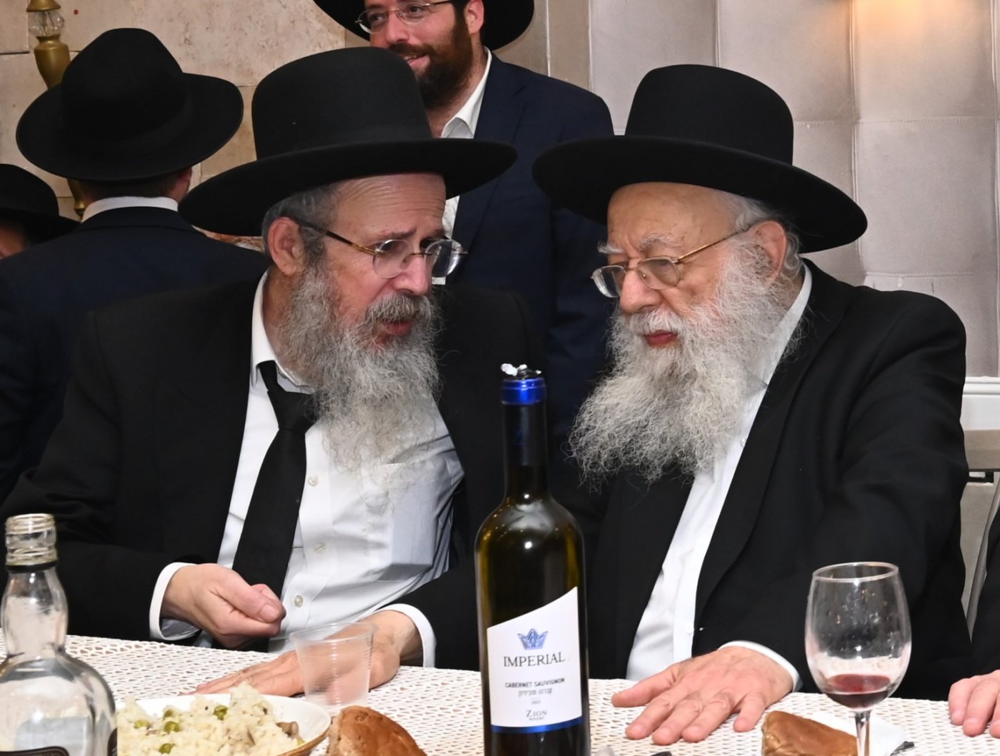 באדיבות המצלם