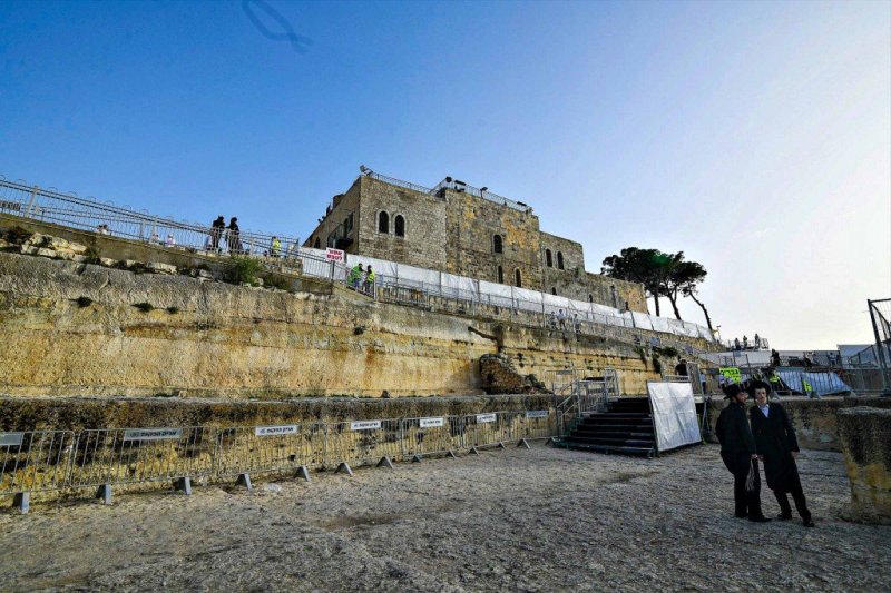 ארי קופרשטוק