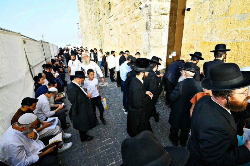 ארי קופרשטוק