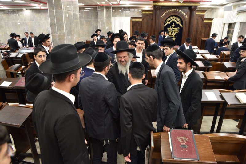 באדיבות המצלם