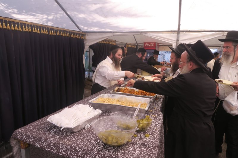 מ. אדלר