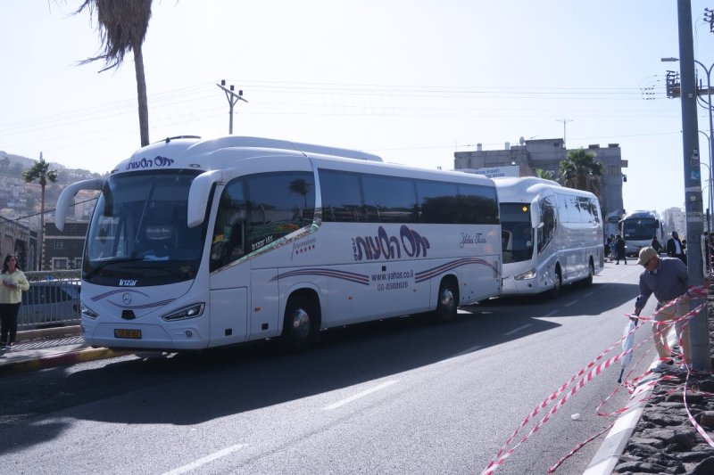 מ. אדלר