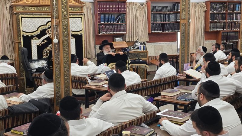 באדיבות המצלם