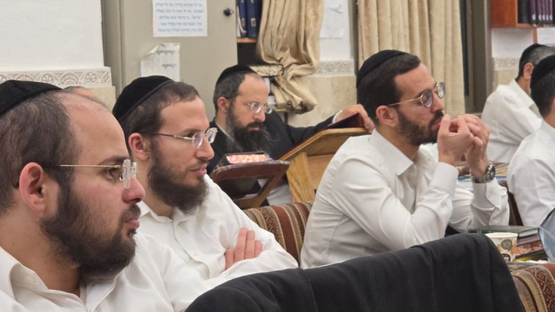 באדיבות המצלם