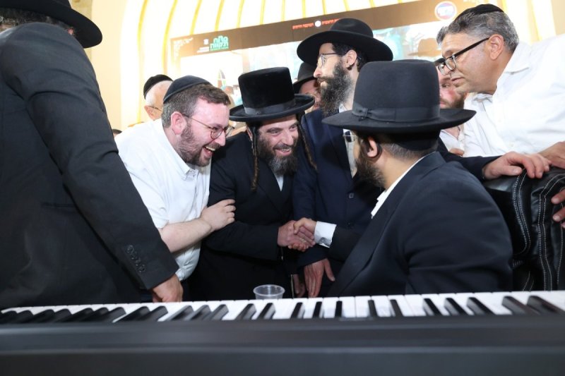 קובי הר צבי