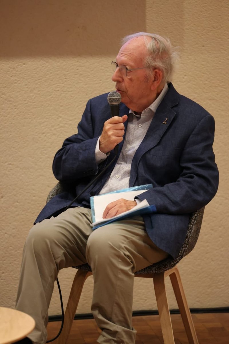 אריאל בראון