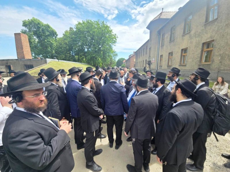 באדיבות המצלם