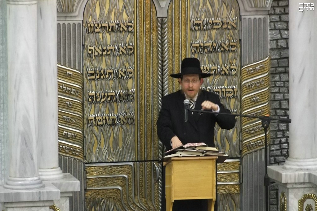 באדיבות המצלם