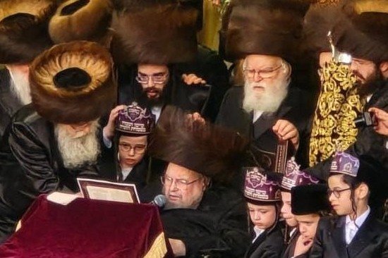 באדיבות המצלם