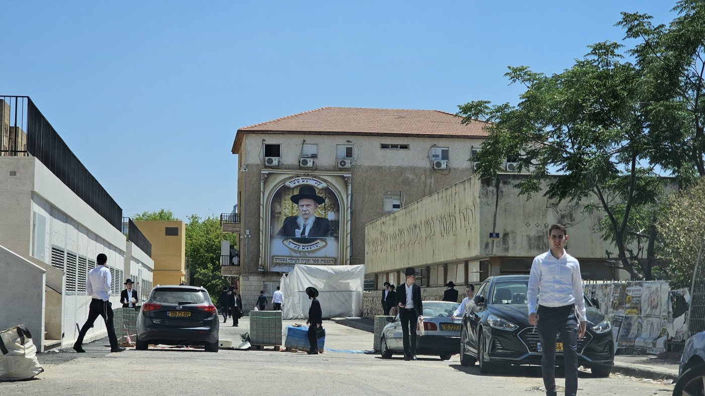 באדיבות המצלם