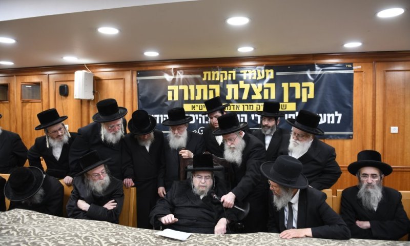 המשפט שמסעיר את בעלזא: "אכיר טובה לכל מי שיסייע לקרן שהקמתי"