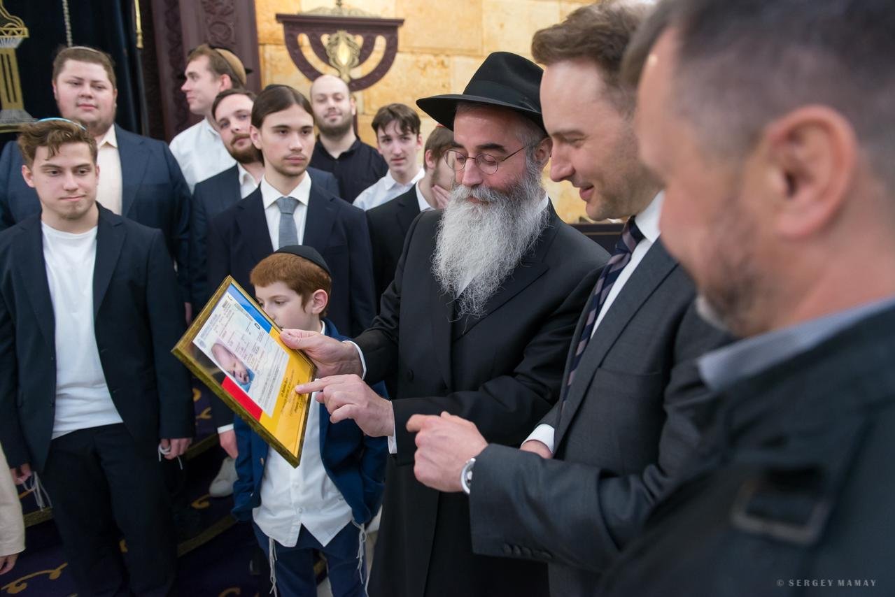 באדיבות המצלם