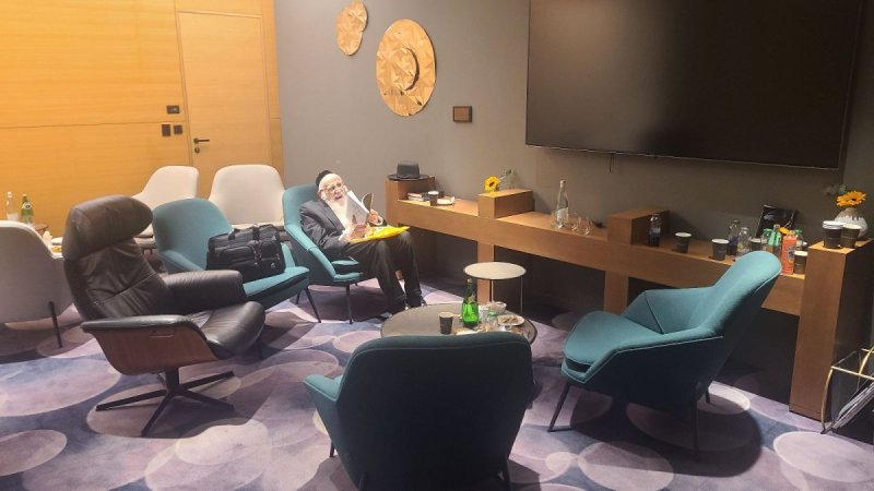 שמוליק קורלנסקי