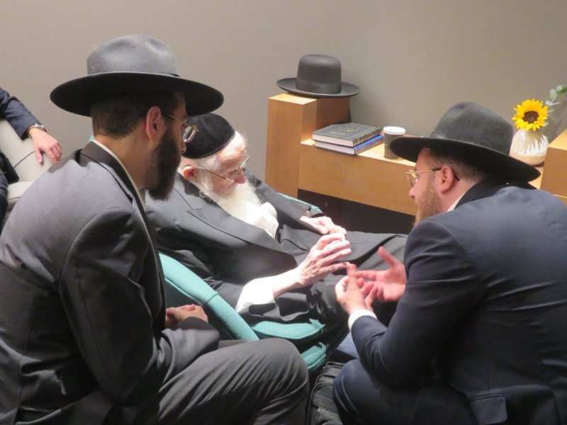 שמוליק קורלנסקי