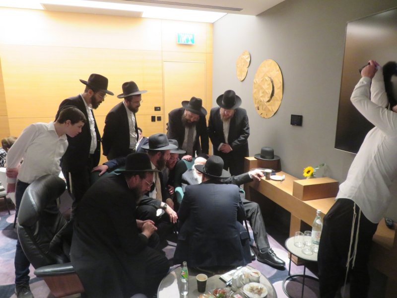 שמוליק קורלנסקי