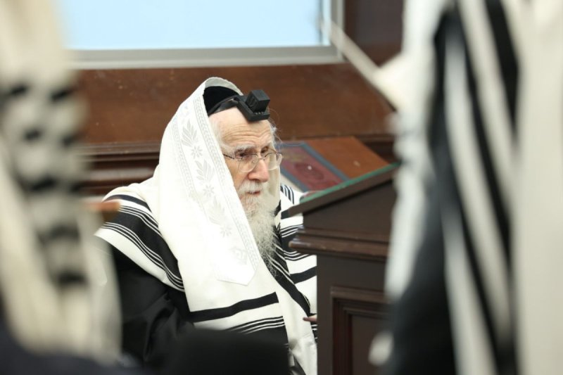 שמוליק קורלנסקי